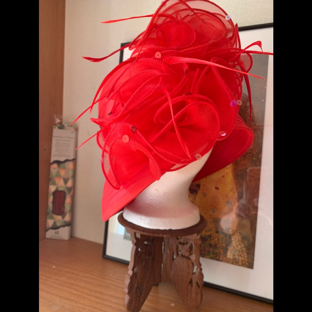 NWOT Ashro Red Kentucky Derby Hat
